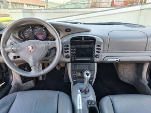 Image 11/16 of Porsche 911 Carrera 4S (2002)