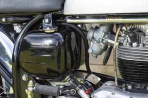 Immagine 23/39 di Norton 650 SS (1964)
