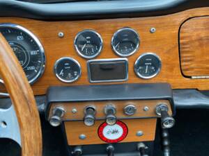 Image 34/66 of Triumph TR 4 (1964)