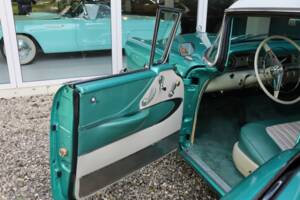 Image 31/50 of Buick 60 Century Riviera (1955)