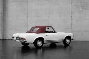 Immagine 8/40 di Mercedes-Benz 230 SL (1966)
