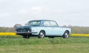 Image 3/50 of Rolls-Royce Silver Shadow I (1976)