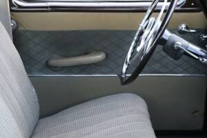 Image 18/50 of Mercedes-Benz 180 D (1958)