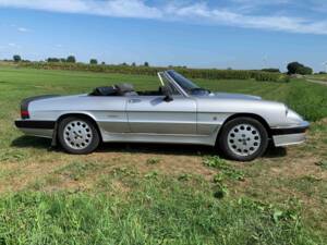 Immagine 5/8 di Alfa Romeo 2.0 Spider (1988)