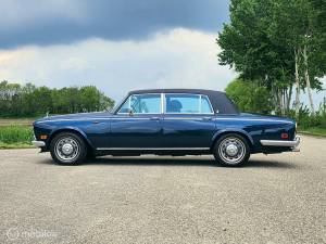 Image 4/50 of Rolls-Royce Silver Shadow I (1974)
