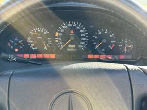 Image 8/24 de Mercedes-Benz SL 320 (1996)