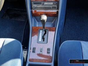 Bild 12/22 von Mercedes-Benz 280 SEL (1984)
