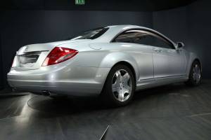 Image 6/30 of Mercedes-Benz CL 500 (2006)