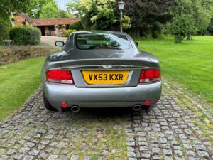 Imagen 14/23 de Aston Martin V12 Vanquish (2003)