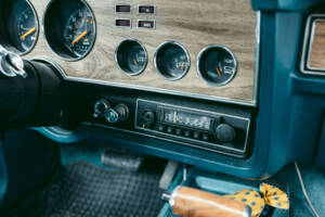 Bild 54/102 von Ford Mustang II Ghia 170 (1976)