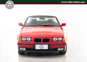 Immagine 5/17 di BMW 318i (1996)