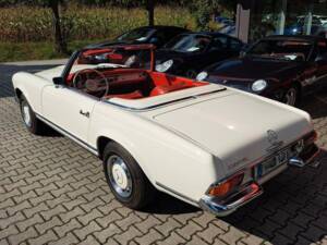 Image 9/25 of Mercedes-Benz 280 SE (1967)