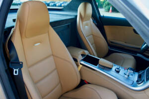 Image 34/50 of Mercedes-Benz SLS AMG (2011)