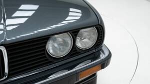 Afbeelding 11/15 van BMW 325i (1988)