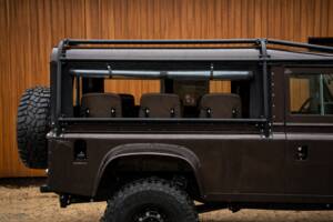 Image 13/38 of Land Rover 110 (1986)