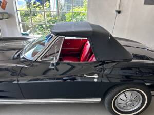 Image 6/44 of Chevrolet Corvette Sting Ray Convertible (1964)