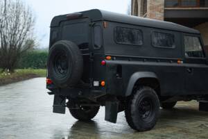 Bild 15/50 von Land Rover 90 (1985)