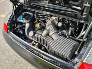 Bild 18/20 von Porsche 911 Carrera 4S (2005)