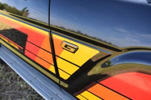 Image 13/17 of Toyota Land Cruiser FJ 62 (1987)