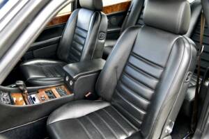 Bild 34/50 von Bentley Continental R (1996)