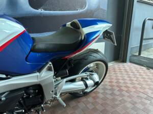 Bild 13/23 von BMW DUMMY (2006)