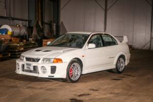 Immagine 15/50 di Mitsubishi Lancer Evolution V (1998)