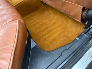 Image 41/80 of Peugeot 504 TI (1976)