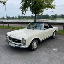 Imagen 3/30 de Mercedes-Benz 230 SL (1966)