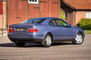 Bild 12/58 von Mercedes-Benz CLK 320 (1999)