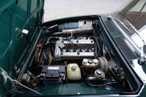 Image 79/83 of Alfa Romeo 1750 Berlina (1970)
