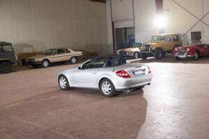 Image 3/32 of Mercedes-Benz SLK 200 Kompressor (2004)