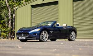 Immagine 1/36 di Maserati GranCabrio 4.7 (2010)
