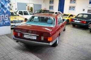 Immagine 19/42 di Mercedes-Benz 500 SEL (1982)