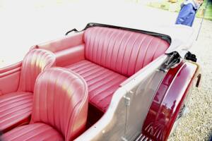 Image 22/35 of Bentley 3 1&#x2F;2 Litre (1934)