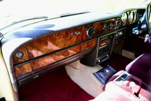 Bild 38/50 von Rolls-Royce Silver Shadow I (1977)