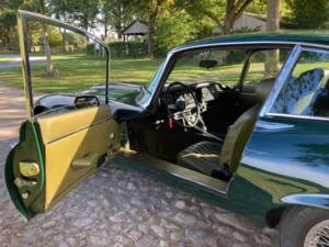 Afbeelding 25/47 van Jaguar E-Type V12 (2+2) (1973)