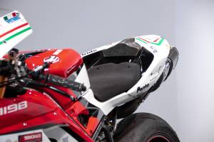 Image 35/50 of Ducati DUMMY (2010)