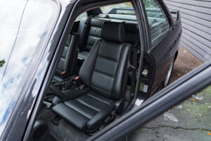 Image 44/57 of BMW M3 (1988)