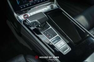 Afbeelding 23/25 van Audi RS6 Avant (2021)