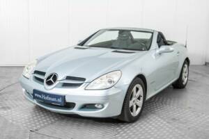 Immagine 17/50 di Mercedes-Benz SLK 200 Kompressor (2004)