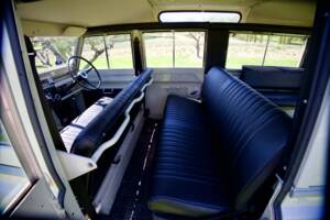 Image 9/14 of Land Rover 109 (1971)