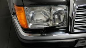 Bild 28/40 von Mercedes-Benz E 500 (1993)