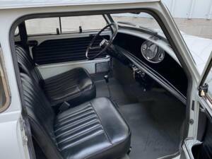 Image 24/25 of Innocenti Mini Minor 850 (1969)