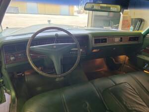 Image 11/18 of Cadillac Sedan DeVille (1971)