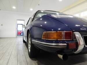 Bild 12/51 von Porsche 911 2.2 T (1969)