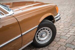 Image 2/81 of Mercedes-Benz 280 SE (1979)