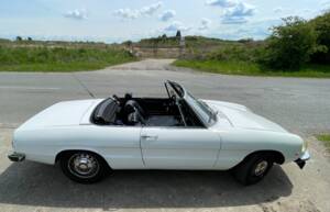 Bild 28/29 von Alfa Romeo Spider 1300 Junior (1971)