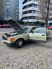 Bild 58/65 von Mercedes-Benz 380 SEC (1983)