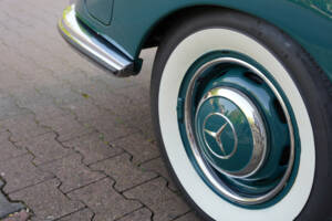 Bild 36/50 von Mercedes-Benz 300 S (1953)