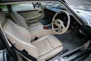 Image 2/36 of Jaguar XJR-S V12 Le Mans (1988)